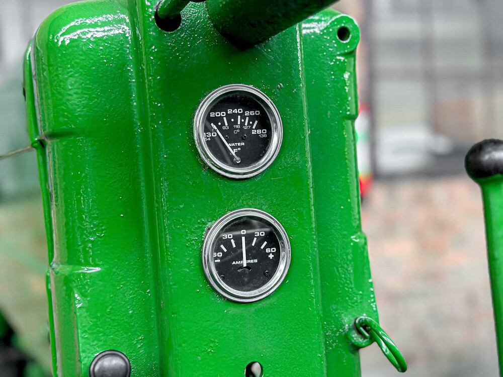 John Deere Model M 2-Cilinder 20pk 1952 Trekker Olditmer