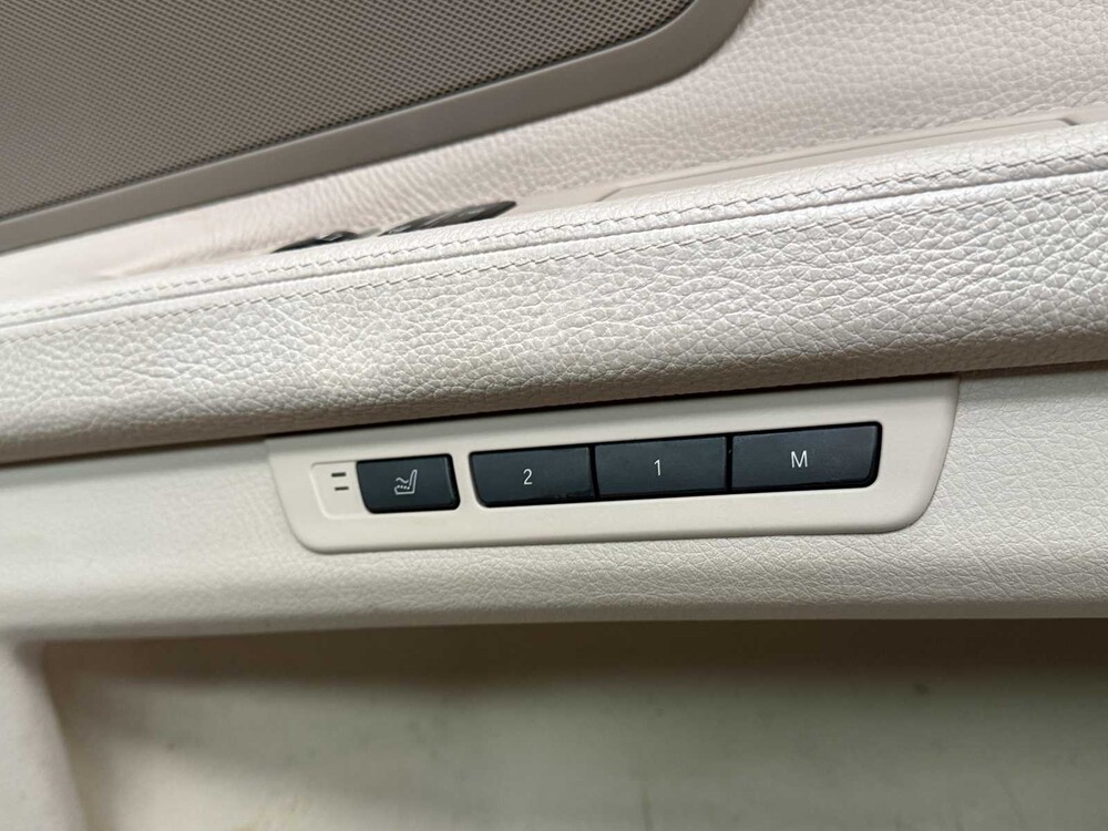 BMW 750i xDrive High 4.4 V8 Executive 408pk 2010 7-Serie, L-524-ZV