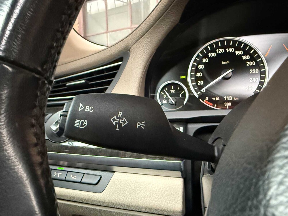 BMW 750i xDrive High 4.4 V8 Executive 408hp 2010 7-Series, L-524-ZV