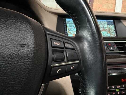 BMW 750i xDrive High 4.4 V8 Executive 408pk 2010 7-Serie, L-524-ZV