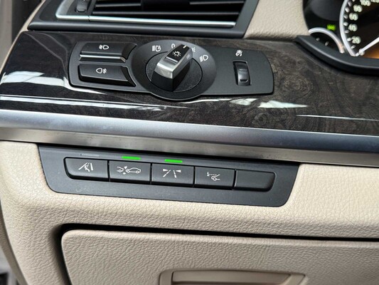 BMW 750i xDrive High 4.4 V8 Executive 408pk 2010 7-Serie, L-524-ZV