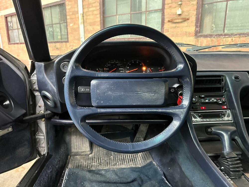 Porsche 928 5,0 V8 4S Coupé 320 PS 1987, JS-RZ-33