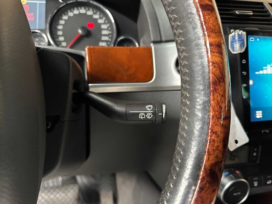 Volkswagen Touareg 3.2 V6 220pk 2003, 07-NG-JJ Youngtimer