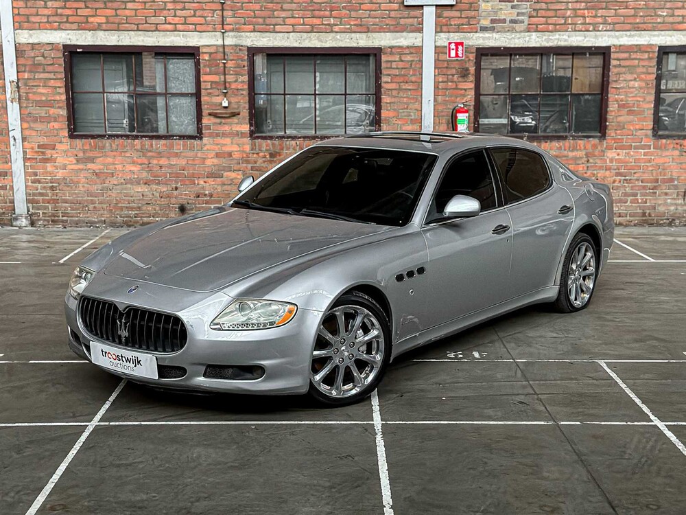 Maserati Quattroporte 4.2 V8 440pk 2009 Facelift Youngtimer
