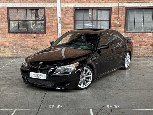BMW M5 5.0 V10 500pk 2006 E60 5-serie