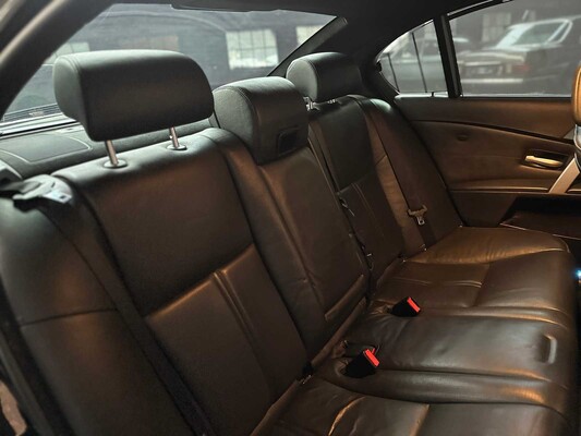 BMW M5 5.0 V10 500pk 2006 E60 5-serie