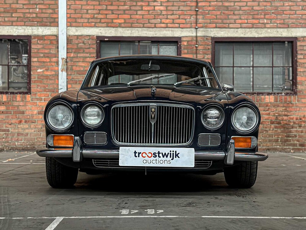 Jaguar XJ 5.3 V12 de Luxe 313 PS 1973, 94-YA-92