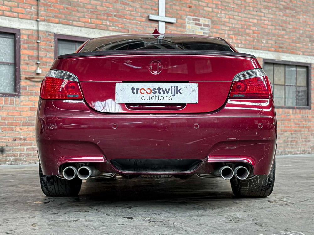 BMW M5 5.0 V10 E60 500pk 2006 5-serie