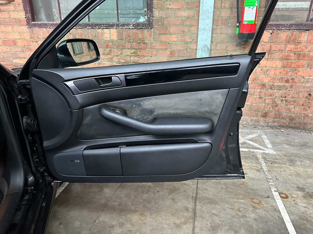 Audi RS6 Avant C5 4.2 V6 Quattro 450pk 2003, 72-NZ-TZ Youngtimer