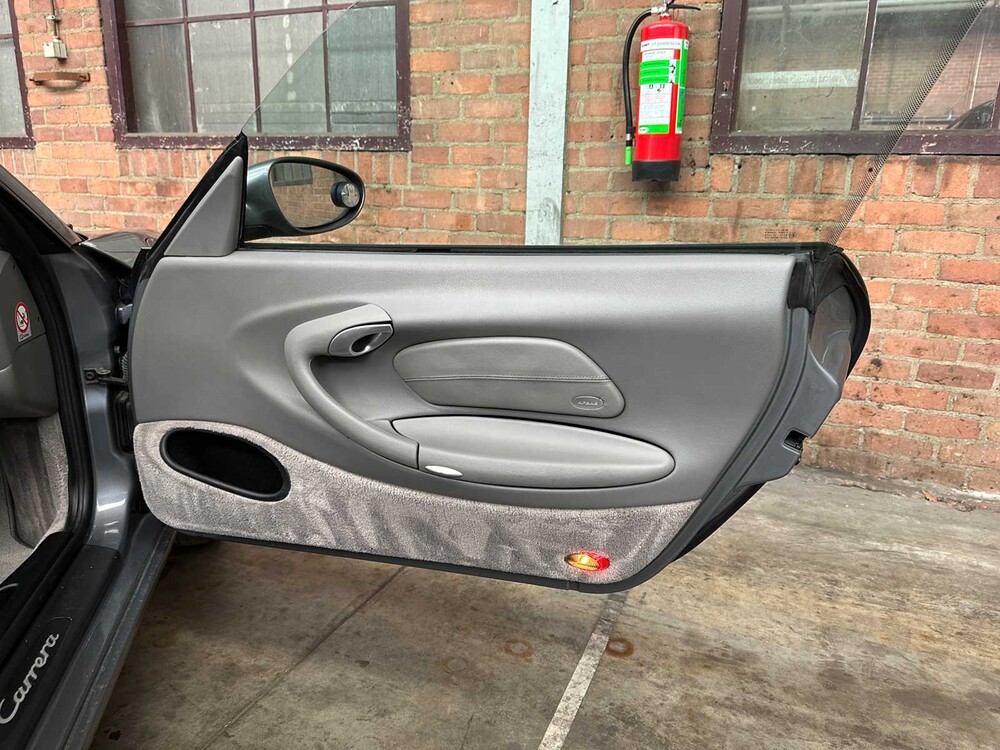Porsche 911 996 Carrera Coupe 3.4 Handgeschakeld 300pk 2000 -Youngtimer-