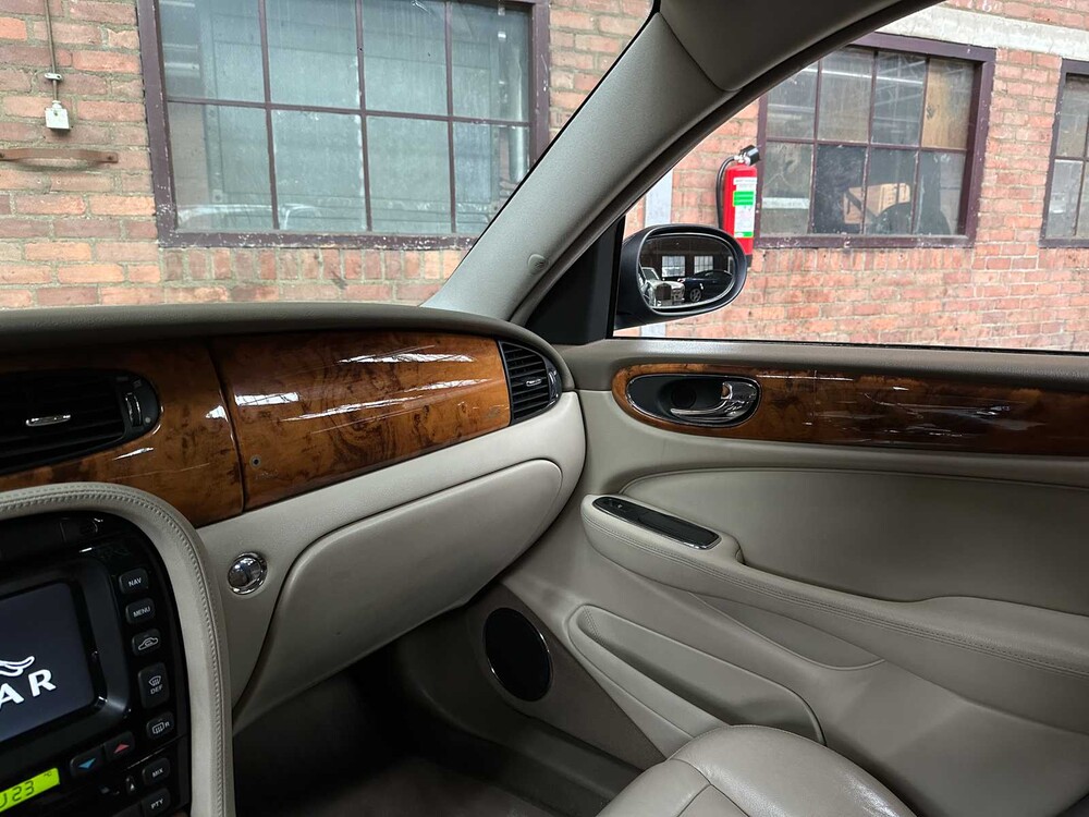 Jaguar XJ8 3.5 V8 258pk 2003 Youngtimer