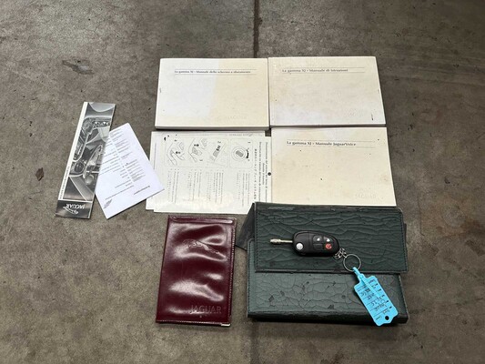 Jaguar XJ8 3.5 V8 258pk 2003 Youngtimer