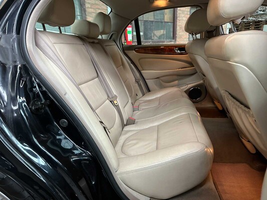 Jaguar XJ8 3.5 V8 258pk 2003 Youngtimer