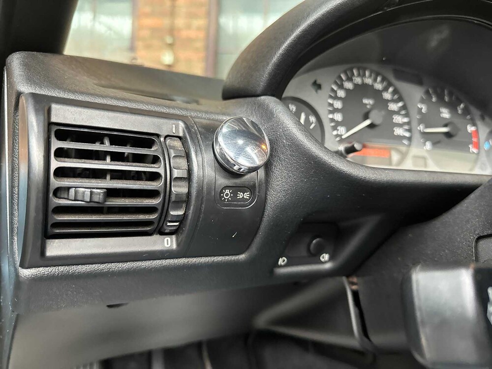 BMW Z3 Roadster 1.8 116pk 1997, 03-NF-PX