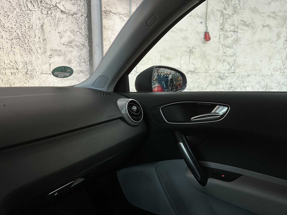 Audi A1 1.4 TFSI Amb. PL. B. 122 PS 2011, 56-PDD-6