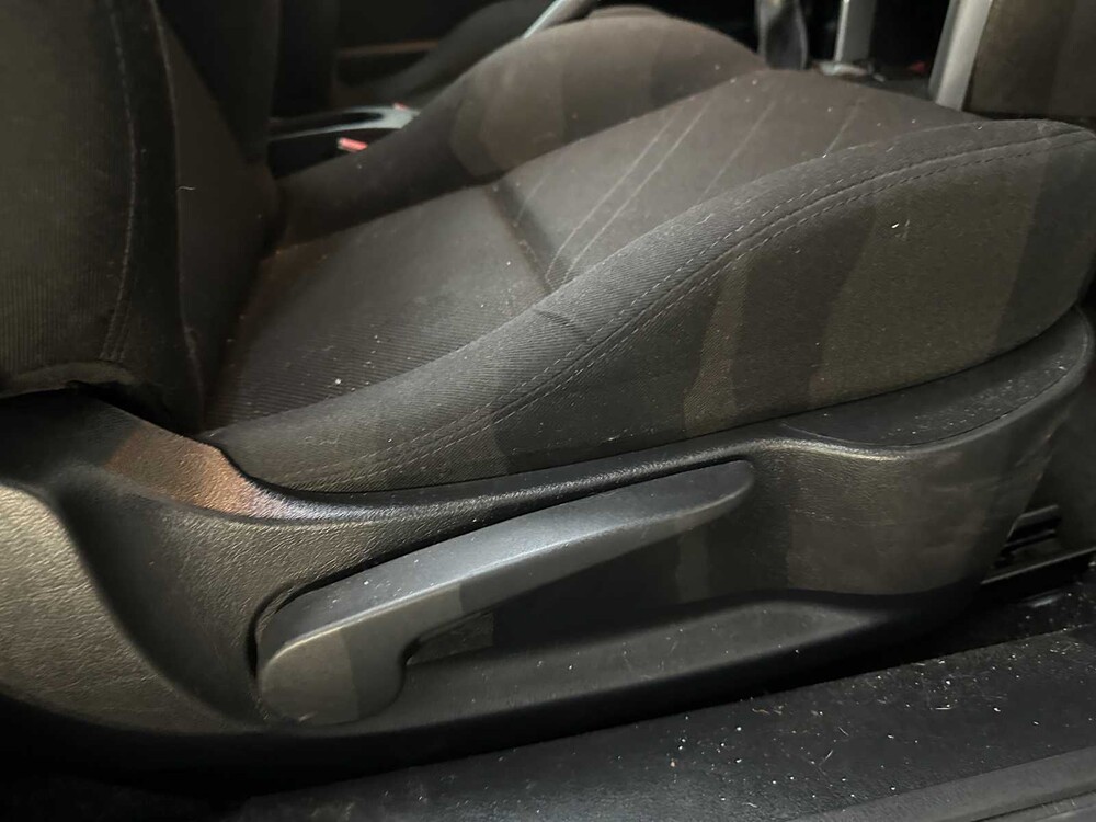 Peugeot 207 1.4 VTi XS Pack 95Pk 2007, 43-SRF-3