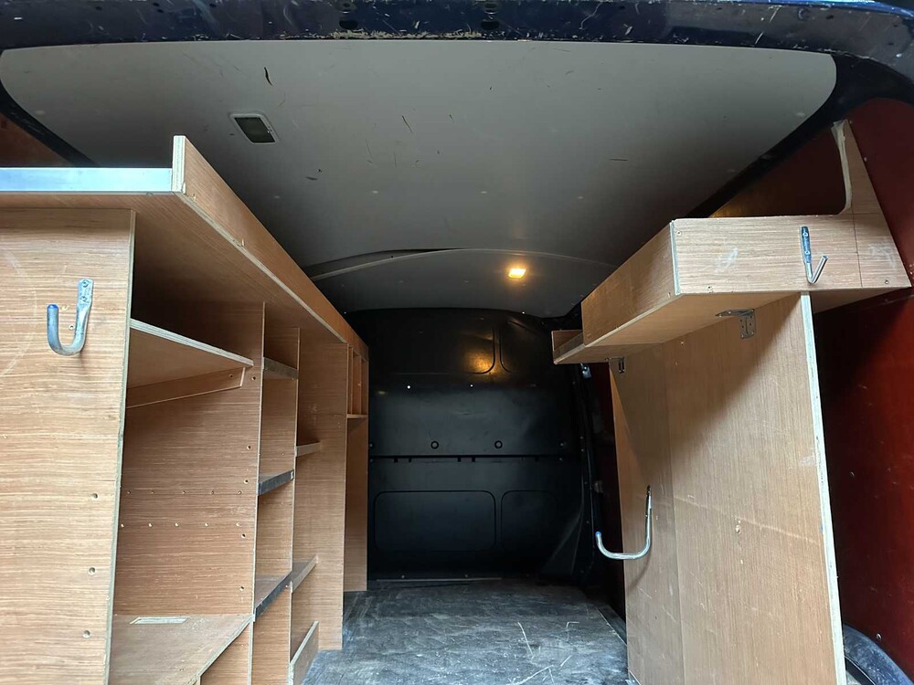 Volkswagen Transporter 2.5 TDI 340 L2H1 -Lang- 131PK 2007, 81-VGK-3