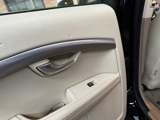 Volvo V70 1.6 T4 Lim. Edition 179PK 20011, 42-RRK-6