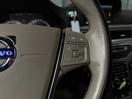 Volvo V70 1.6 T4 Lim. Edition 179PK 20011, 42-RRK-6