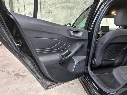 Ford Focus Wagon 1.0 EBH ST L. XBns 135PK 2021, K-337-PN