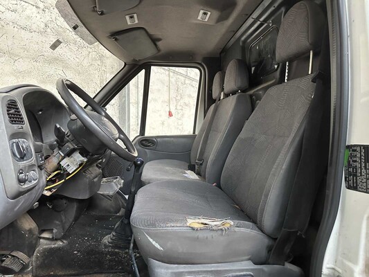 Ford Transit 260S 2.0TDdi 86PK 2003, 33-BK-DB