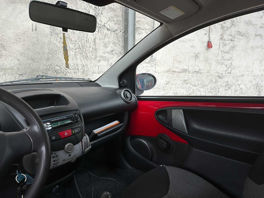 Toyota Aygo 1.0 VVT-i Access 28PK 2013,  KT-612-X