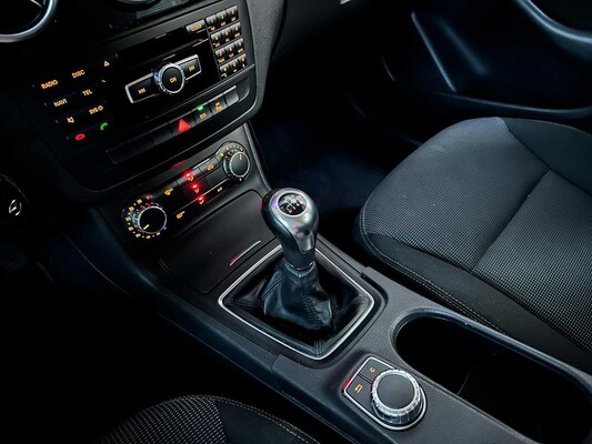 Mercedes-Benz B180 Ambition B-Klasse 122pk 2012, 97-XKZ-4
