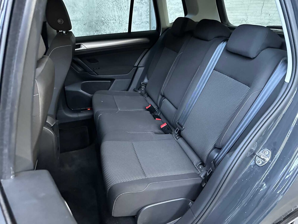 Volkswagen Golf Sportsvan 1.0 TSI Highline 110pk 2018, N-155-RT