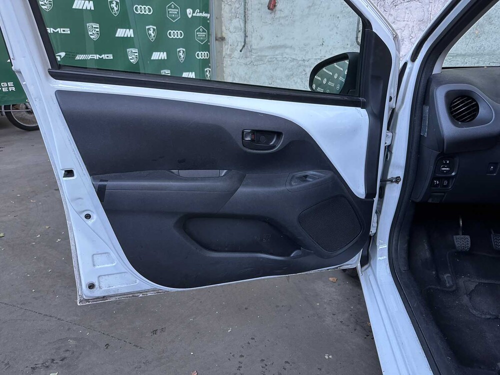 Peugeot 108 1.0 e-VTi Active 72pk 2021 (eerste eigenaar), L-735-VT