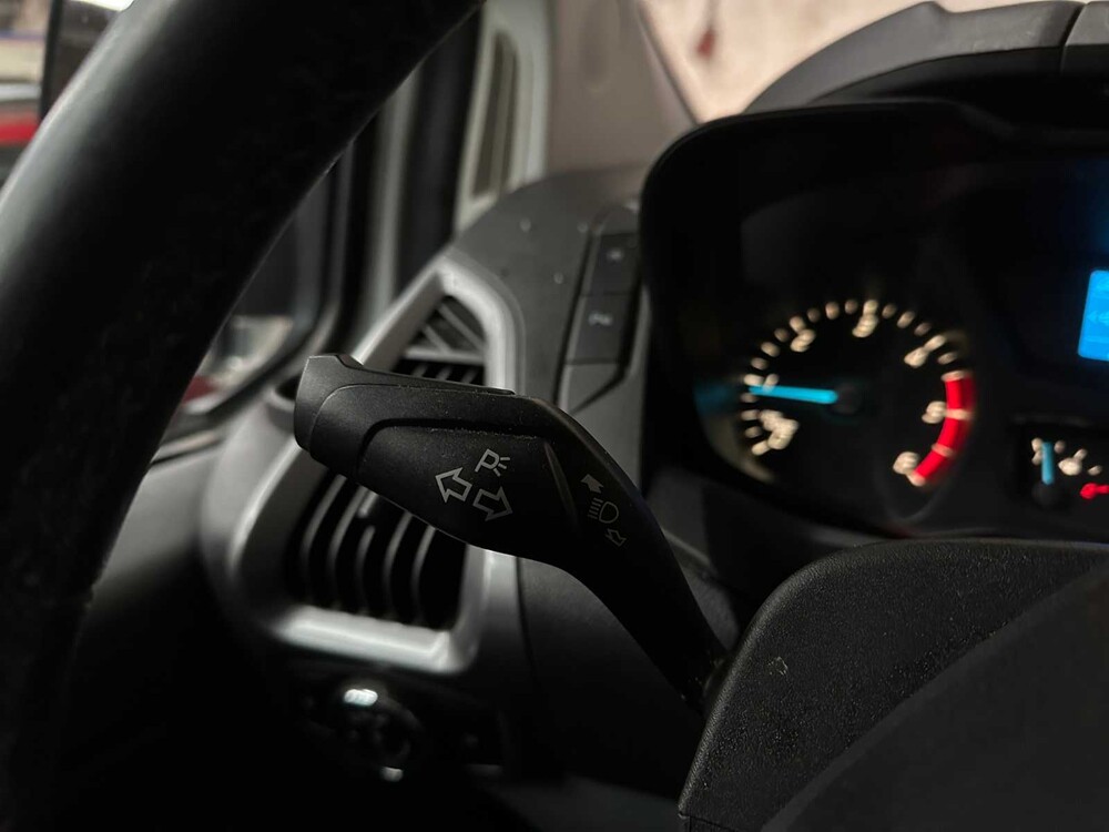 Ford Transit Custom 310 2.0 TDCI L1H2 Tr 9 persoons 105PK 2016, T-620-PV