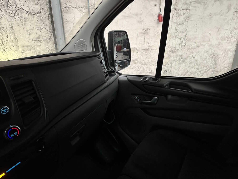 Ford Transit Custom 320 2,0 TDCI L1H2 Tr 9 Personen 103 PS 2018, N-814-HS