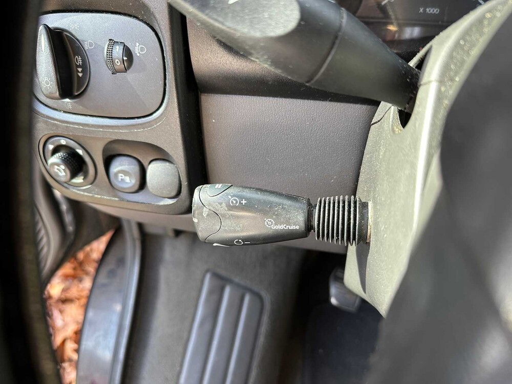 Ford Transit 260S FD DC 125 Camper 125hp 2003, J-557-JB