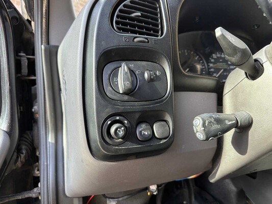 Ford Transit 260S FD DC 125 Camper 125 PS 2003, J-557-JB