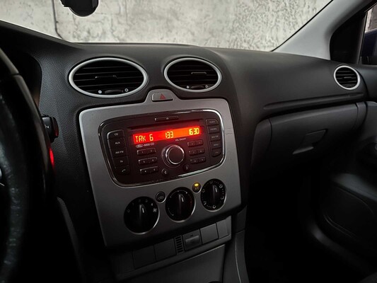 Ford Focus Wagon 1.6 Comfort 101pk 2012, 01-SZV-4