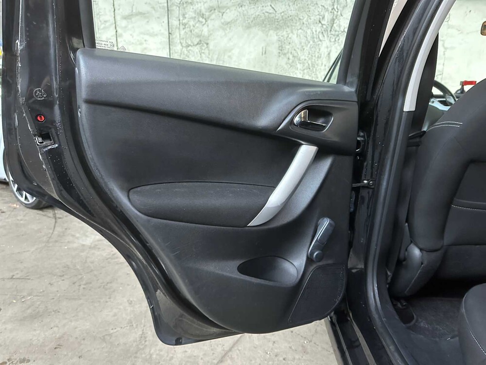 Citroen C3 1.4 VTi Ligne Business (Original-NL) 95hp 2010, 95-LVV-1