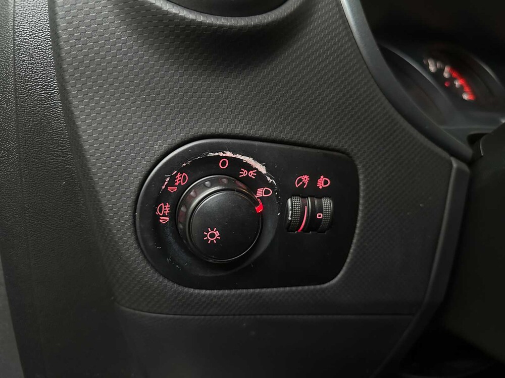 SEAT Leon 1.6 Sport 102PK 2008, KB-713-G