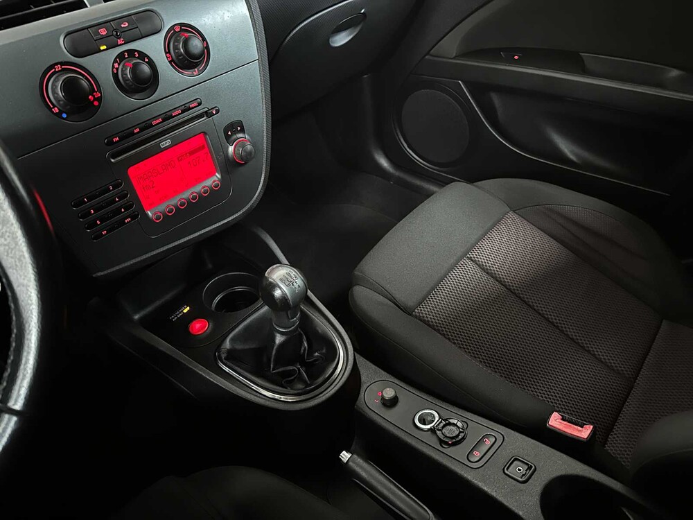 SEAT Leon 1.6 Sport 102PK 2008, KB-713-G