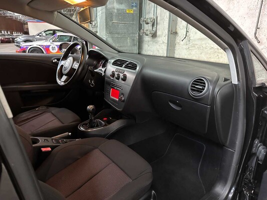 SEAT Leon 1.6 Sport 102PK 2008, KB-713-G