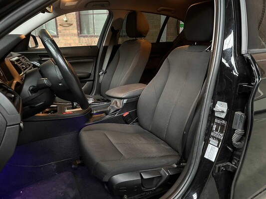 BMW 118i Corporate Lease High Executive 1-serie 136PK 2018