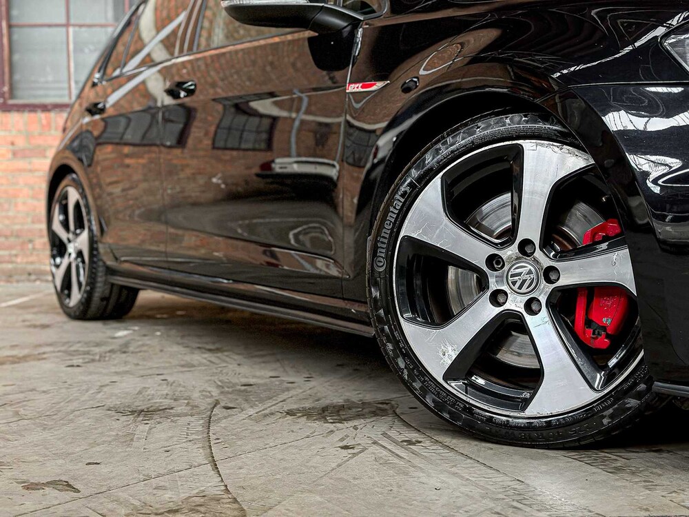 Volkswagen Golf GTI Performance VII 2.0 TSI Golf 7 230pk 2014, TV-769-S
