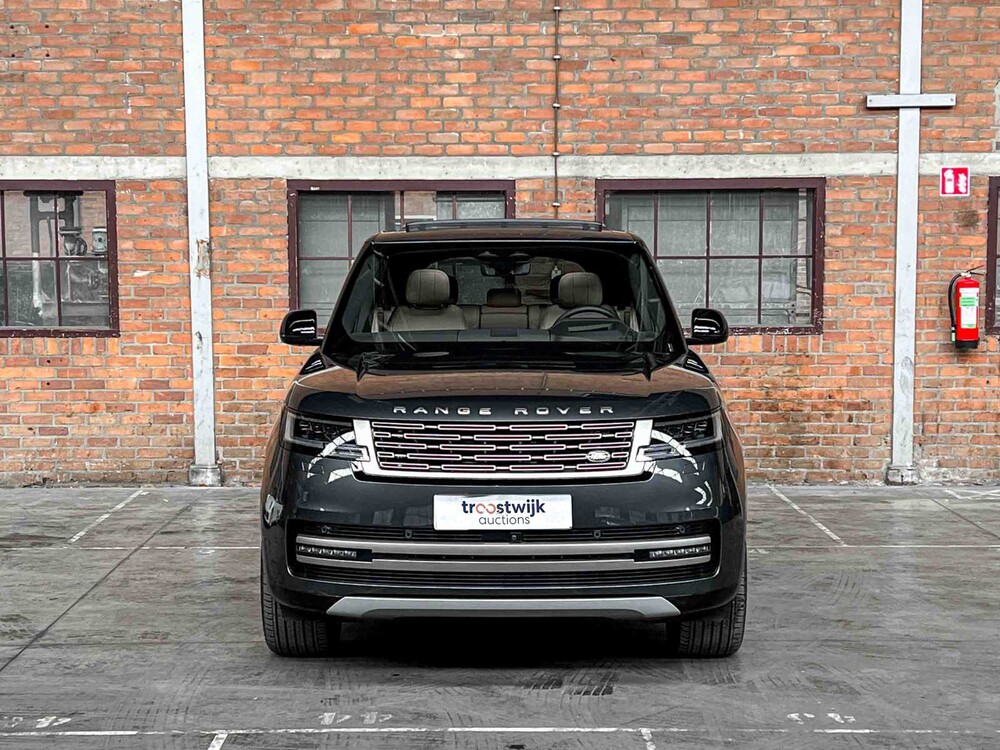 Land Rover Range Rover P460e HSE AWD 460hp 2025 -MY26- Plug-In Hybrid, HSF-72-F Manufacturer's Warranty