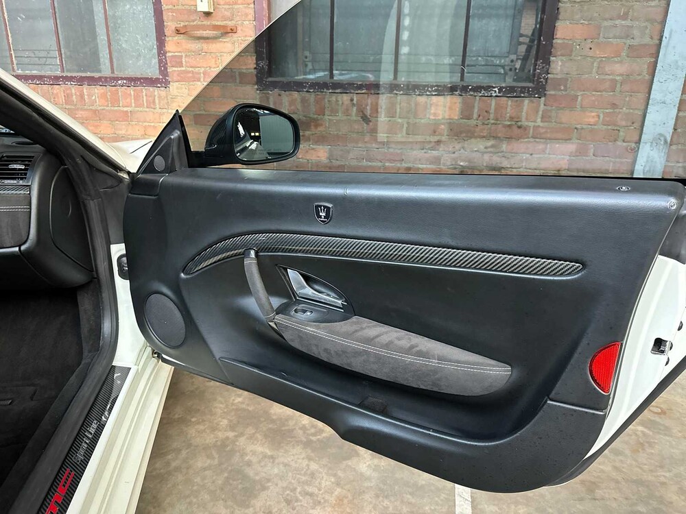 Maserati MC Stradale Gran Cabrio 4.7 V8 -MC Sportline- 460pk 2015 GranTurismo