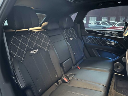 Bentley Bentayga 4.0 V8 First-Edition 550pk 2021