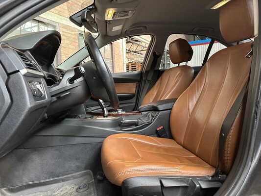 BMW 320i High Executive 184pk 2012 3-serie, 75-XGB-4