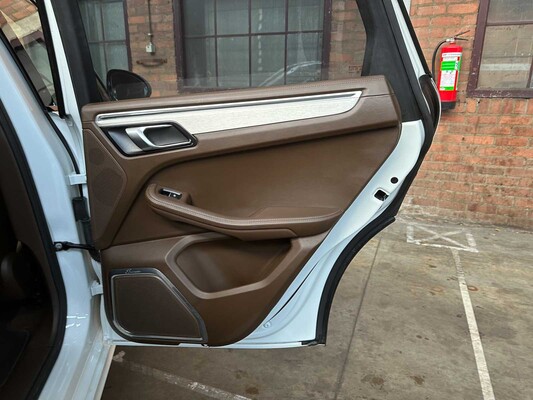 Porsche Macan GTS 3.0 V6 360pk 2016 (69.000 km)