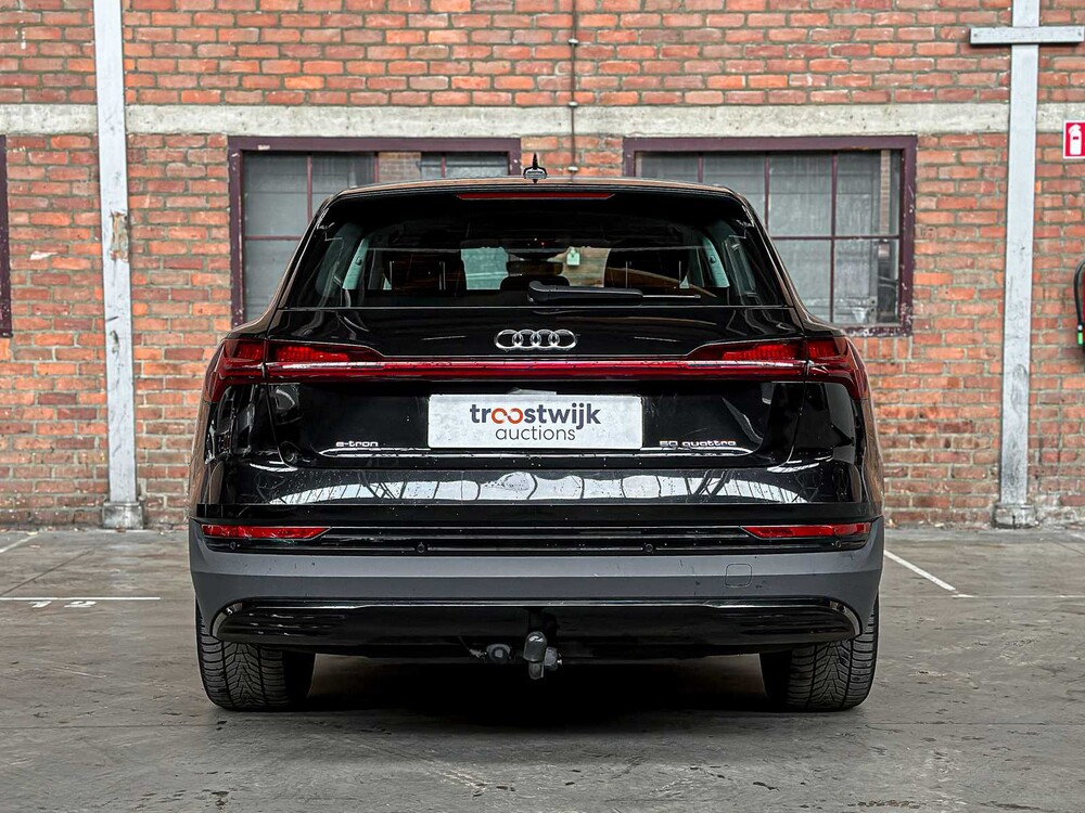 Audi e-tron 50 Quattro Edition 71 kWh 313pk 2020 (Origineel-NL + 1e Eigenaar), J-904-HF