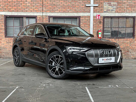 Audi e-tron 50 Quattro Edition 71 kWh 313pk 2020 (Origineel-NL + 1e Eigenaar), J-904-HF