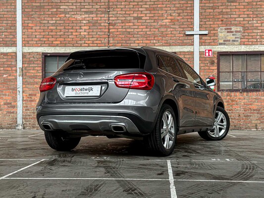 Mercedes-Benz GLA200 CDI Ambition 136pk 2015 GLA-klasse, N-761-BJ
