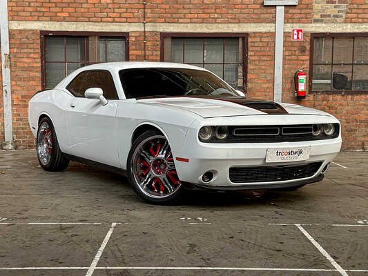 Dodge Challenger SXT 3.6 V6 305PK 2016