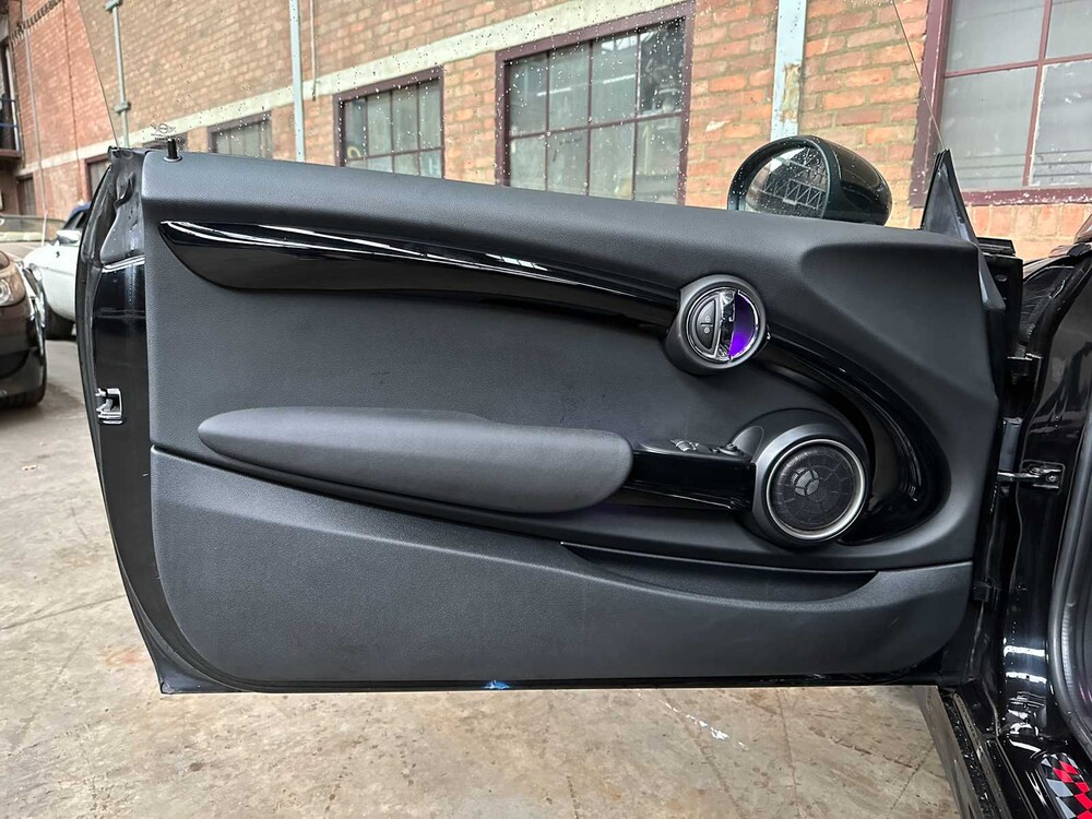 Mini Cooper S 2.0 JCW 400 PS 2014 (Original-NL), 3-XDD-09